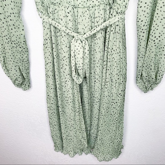Nordstrom Green Polka Dot Pleated Ruffle Long Sleeve Mini Dress Size Medium NWT - Picture 3 of 8